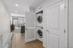 206 Park Blvd, San Diego, CA 92101 - Photo 23