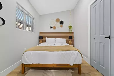  3023 E 10th St, National City, CA 91950 - Photo 13