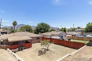 834 Maria Ave, Spring Valley, CA 91977 - Photo 9