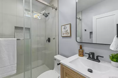  4827 Bayard St, San Diego, CA 92109 - Photo 15