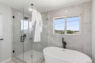 2175 Clove St, San Diego, CA 92106 - Photo 9