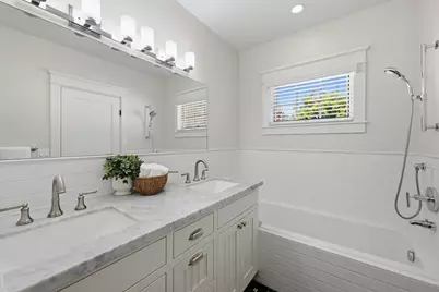  343 Palm, Coronado, CA 92118 - Photo 17