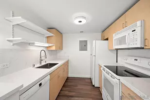 425 W Beech St, San Diego, CA 92101 - Photo 5