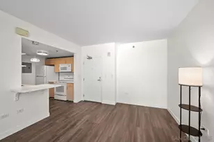 425 W Beech St, San Diego, CA 92101 - Photo 9