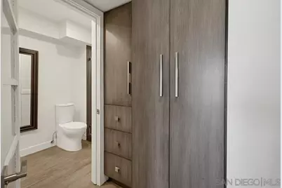  500 W Harbor #905, San Diego, CA 92101 - Photo 25
