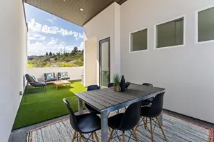 2804 Avella Cir, San Diego, CA 92108 - Photo 13