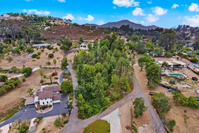  869 Van Horn Rd, El Cajon, CA 92019 - Photo 3