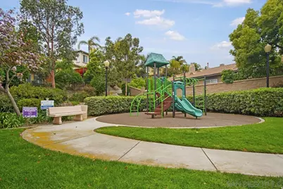  4670 Meadow Dr, Carlsbad, CA 92010 - Photo 29
