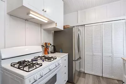  7979 Prospect Pl, La Jolla, CA 92037 - Photo 13