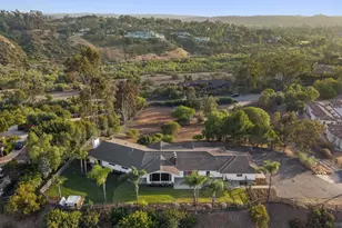 16551 Zumaque, Rancho Santa Fe, CA 92067 - Photo 5