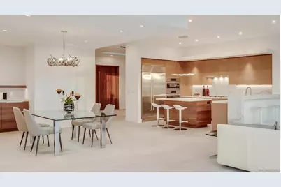  8665 Glenwick Ln, La Jolla, CA 92037 - Photo 5