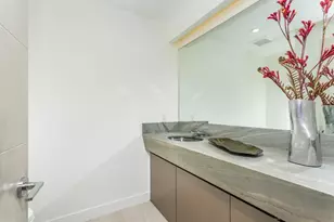 8665 Glenwick Ln, La Jolla, CA 92037 - Photo 17