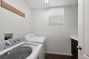 21516 Coral Rock Ln, Wildomar, CA 92595 - Photo 23