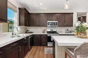 21516 Harmony Village Dr, Escondido, CA 92029 - Photo 15