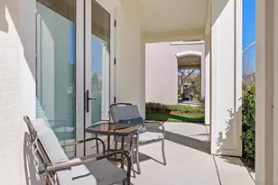21516 Harmony Village Dr, Escondido, CA 92029 - Photo 5