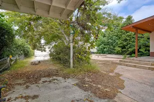 3378 N Mountain View Dr, San Diego, CA 92116 - Photo 21