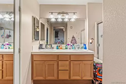  14 Via Montisi, Santee, CA 92071 - Photo 19