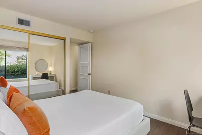  6667 La Jolla Scenic Drive South, La Jolla, CA 92037 - Photo 17