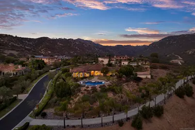  14425 Cheyenne Trl, Poway, CA 92064 - Photo 5