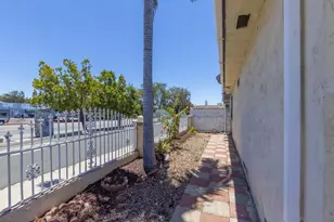 5359 Redwood St, San Diego, CA 92105 - Photo 43