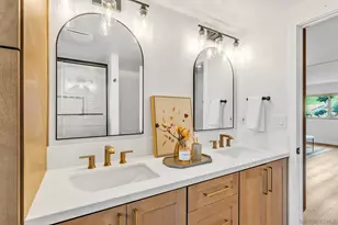 12127 Santiago Rd W, San Diego, CA 92128 - Photo 17