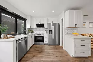 2282 Caminito Pescado, San Diego, CA 92107 - Photo 11
