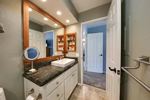 6854 Maple Leaf Dr, Carlsbad, CA 92011 - Photo 23