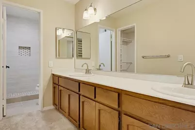  6245 Hannon Ct, San Diego, CA 92117 - Photo 23