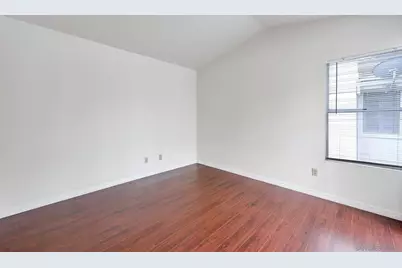  13398 Tiverton Rd, San Diego, CA 92130 - Photo 17
