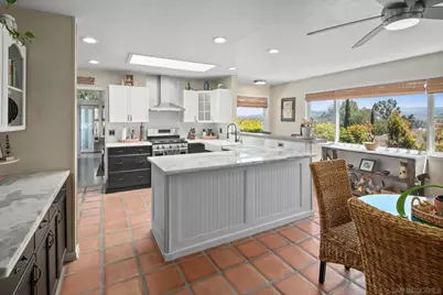  952 W 5th Ave, Escondido, CA 92025 - Photo 7