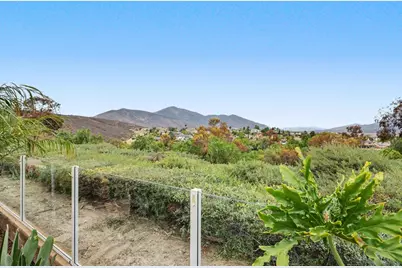  749 Crooked Path Pl, Chula Vista, CA 91914 - Photo 41