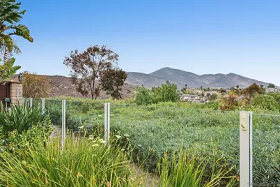  749 Crooked Path Pl, Chula Vista, CA 91914 - Photo 39