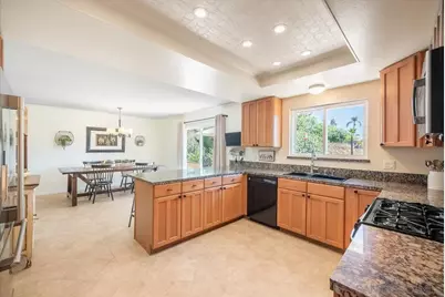  2650 Sunset Hills, Escondido, CA 92025 - Photo 17