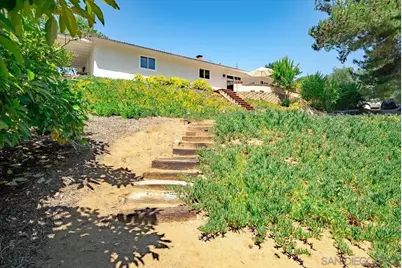  2650 Sunset Hills, Escondido, CA 92025 - Photo 45