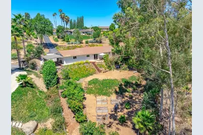  2650 Sunset Hills, Escondido, CA 92025 - Photo 5
