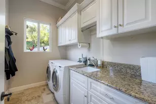 30388 Castlecrest, Valley Center, CA 92082 - Photo 35