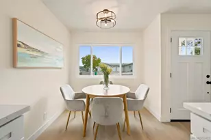 3746 Gail Dr, Oceanside, CA 92056 - Photo 9