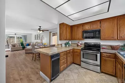  75 Third Ave #18, Chula Vista, CA 91910 - Photo 3