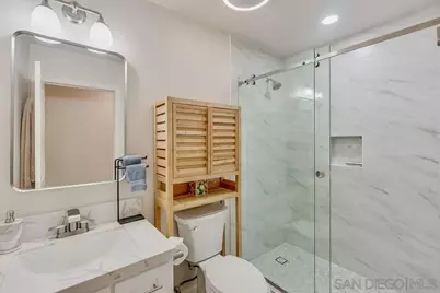  711 Island Ct #B, San Diego, CA 92109 - Photo 23