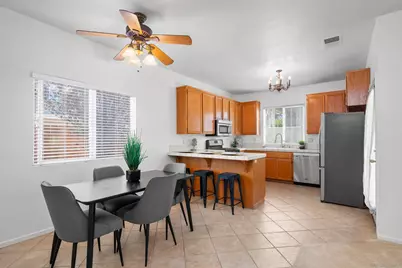  729 Lynnplace, El Cajon, CA 92020 - Photo 9