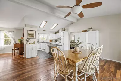  38748 Via Cantata, Temecula, CA 92592 - Photo 7