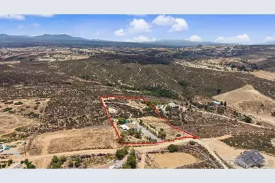 38748 Via Cantata, Temecula, CA 92592 - Photo 3