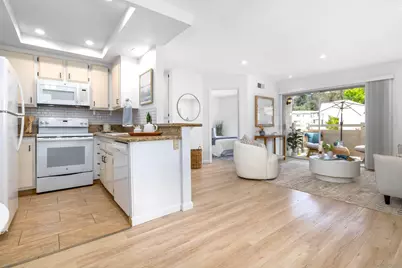  8811 Gilman Dr #H, La Jolla, CA 92037 - Photo 3