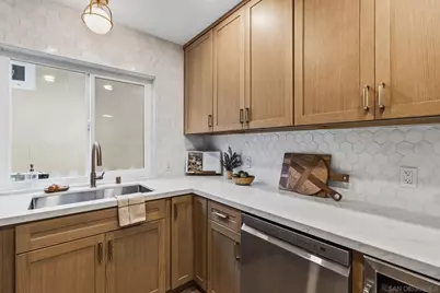  713 -719 D Avenue, Coronado, CA 92118 - Photo 7