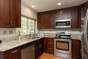 7301 Calle De Fuentes, Carlsbad, CA 92009 - Photo 9