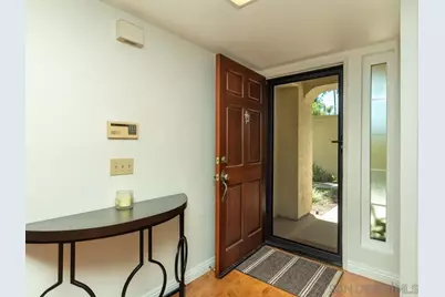  7301 Calle De Fuentes, Carlsbad, CA 92009 - Photo 3