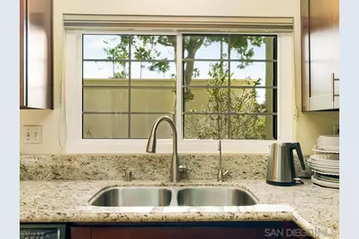  7301 Calle De Fuentes, Carlsbad, CA 92009 - Photo 7