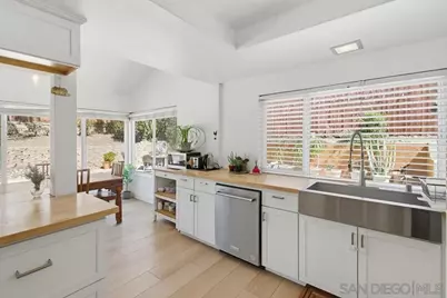  10184 Aviary Dr, San Diego, CA 92131 - Photo 11