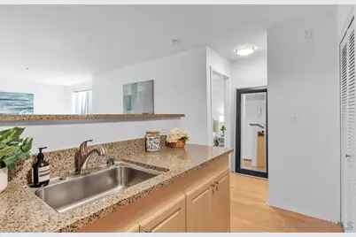  1970 Columbia St #301, San Diego, CA 92101 - Photo 11