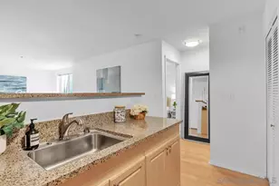 1970 Columbia St, San Diego, CA 92101 - Photo 11